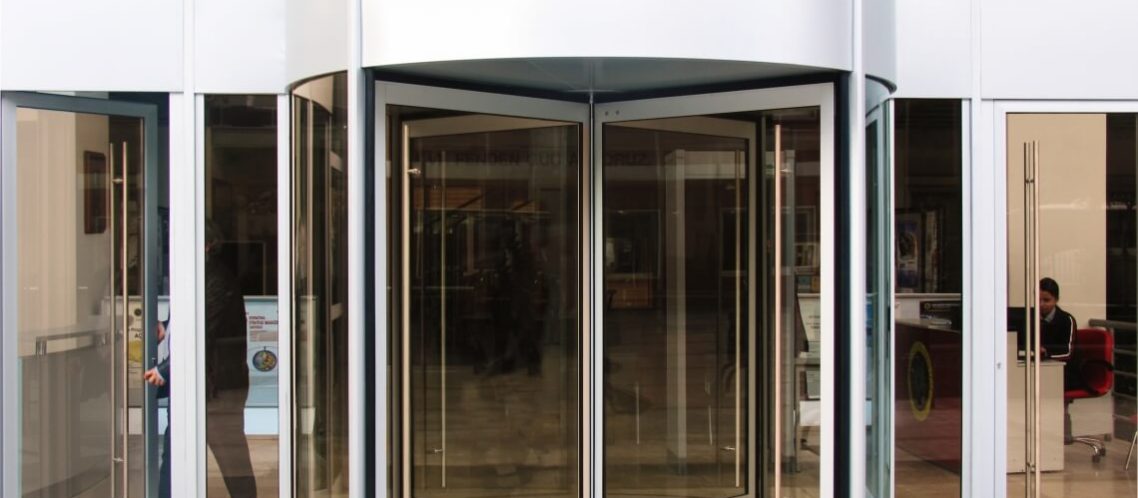 puertas giratorias