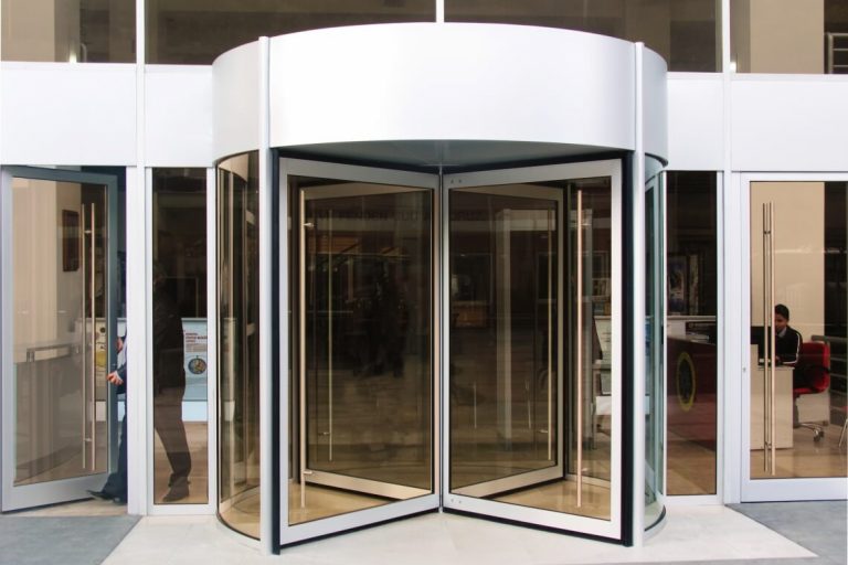puertas giratorias